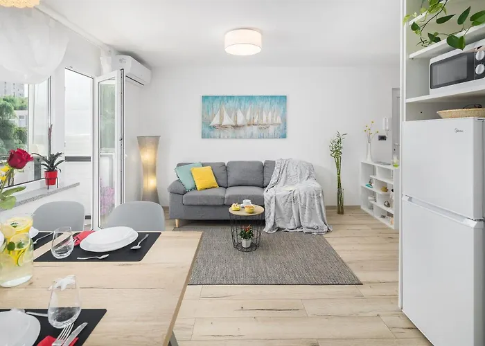 App***max Apartment Pula